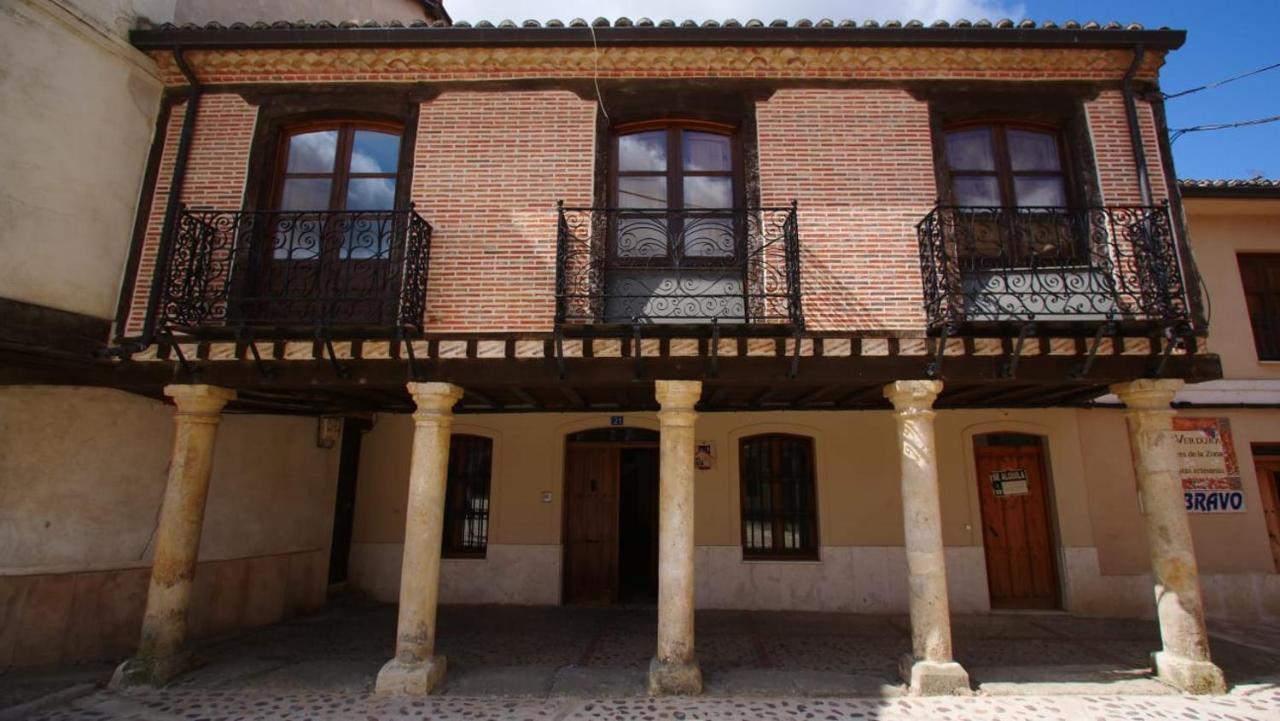 Casa Rural Plaza Vieja Saldaña Exterior foto